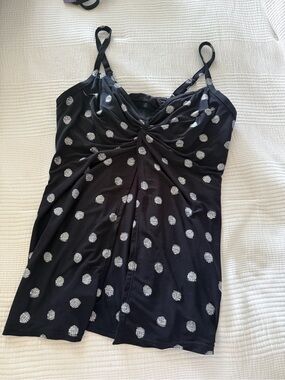 Miraclesuit top black and white polka dots